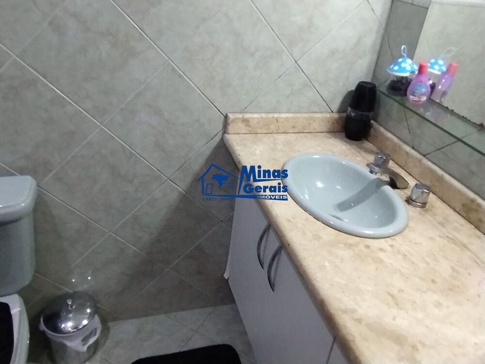 Casa à venda com 2 quartos, 336m² - Foto 11
