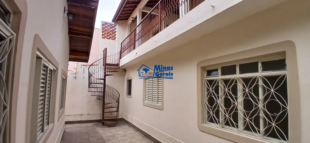 Casa, 3 quartos, 230 m² - Foto 2
