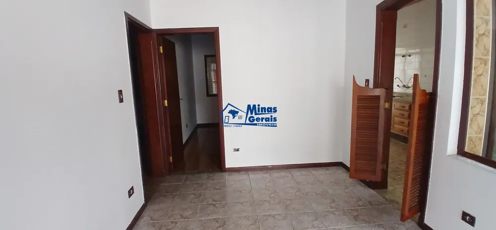 Casa, 3 quartos, 230 m² - Foto 12