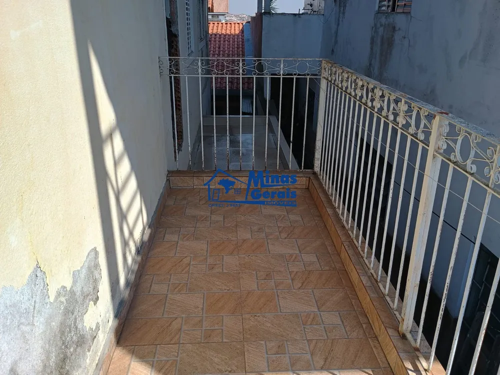 Casa, 3 quartos, 226 m² - Foto 4