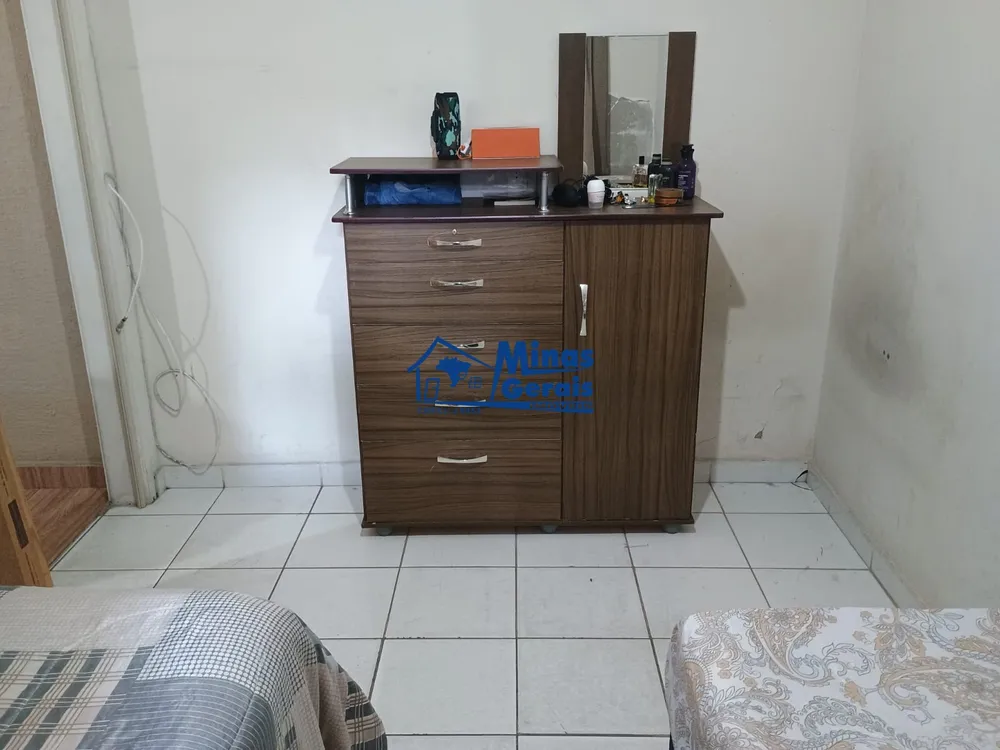 Casa, 3 quartos, 226 m² - Foto 1