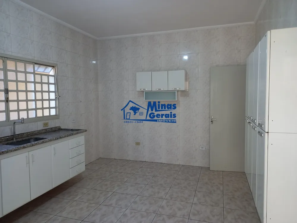 Casa, 3 quartos, 150 m² - Foto 2