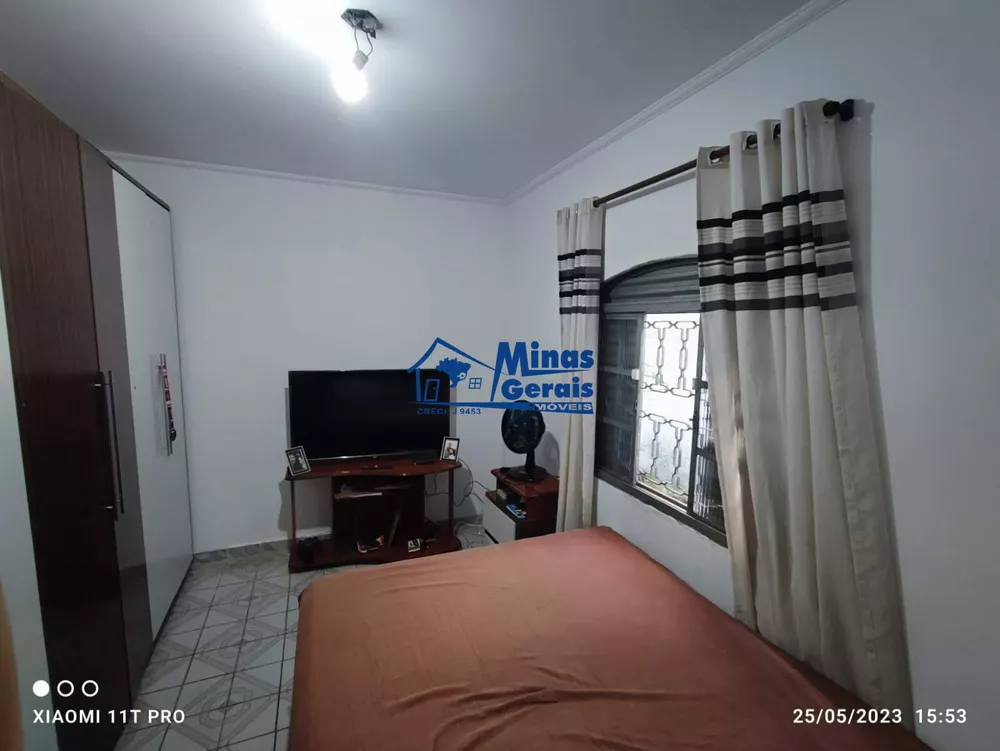 Casa à venda com 3 quartos, 92m² - Foto 11