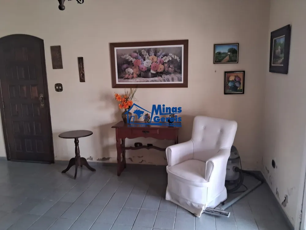 Casa, 4 quartos, 179 m² - Foto 2