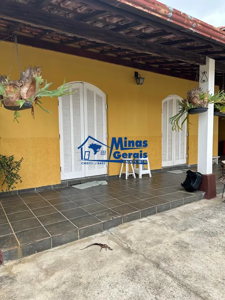 Casa, 4 quartos, 179 m² - Foto 2