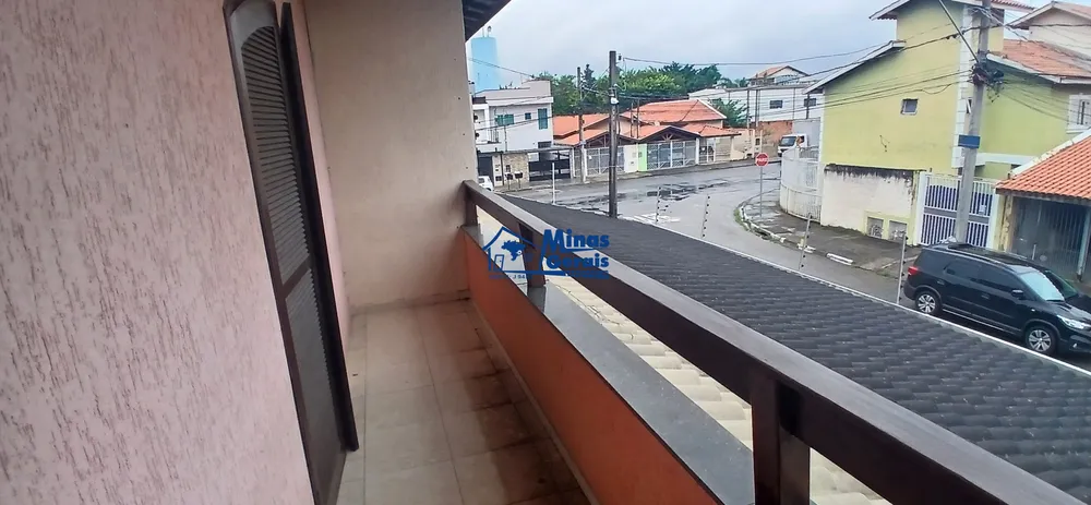 Casa, 3 quartos, 210 m² - Foto 3