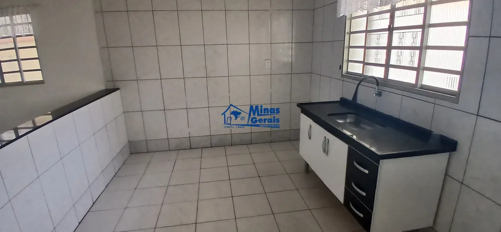Casa, 3 quartos, 210 m² - Foto 1