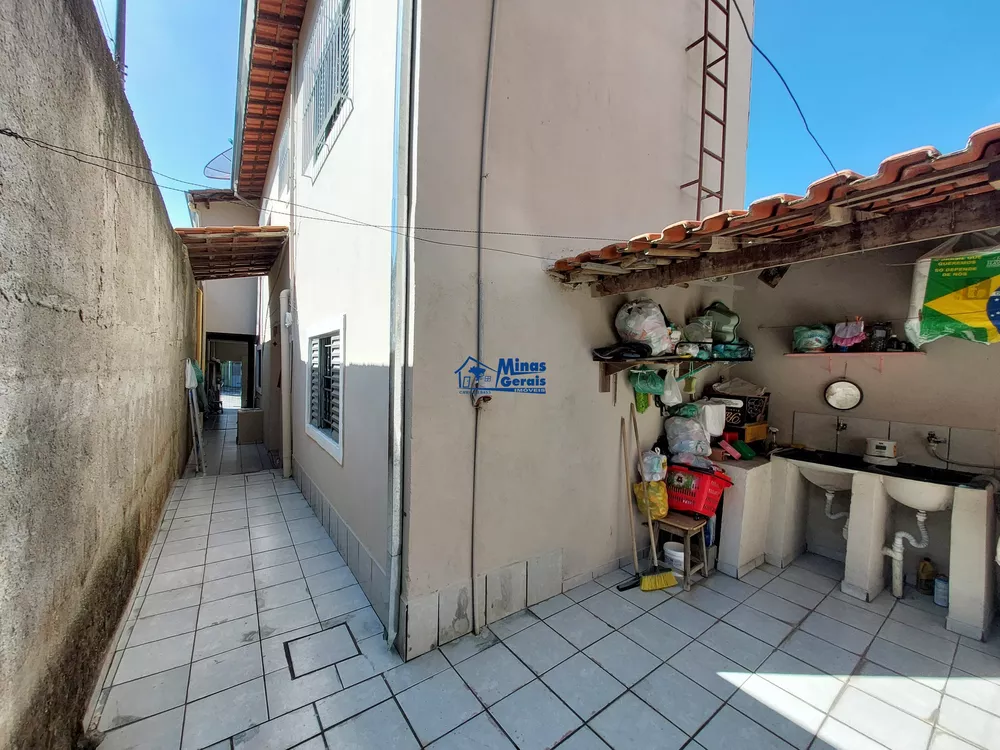 Casa à venda com 3 quartos, 125m² - Foto 8