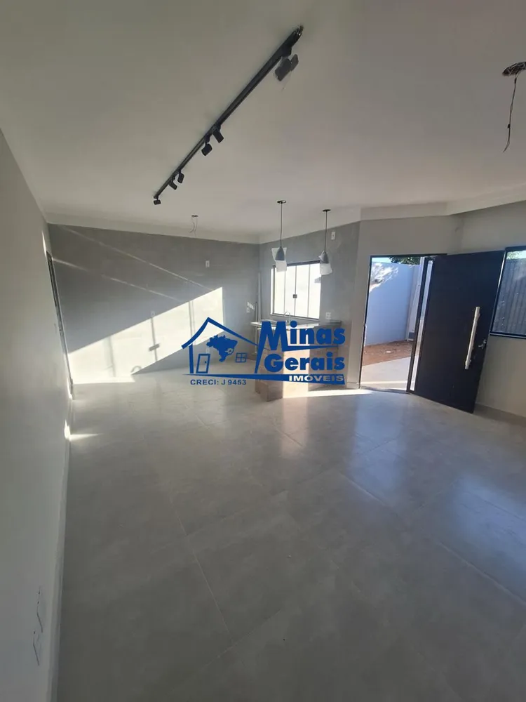 Casa, 2 quartos, 72 m² - Foto 2
