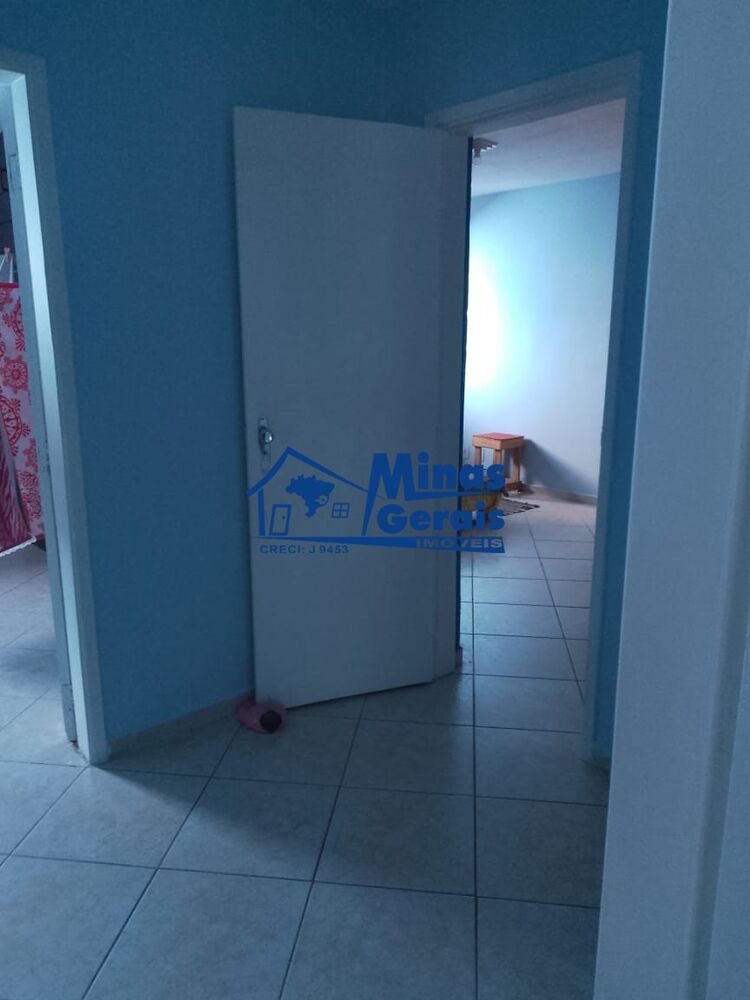 Casa, 3 quartos, 168 m² - Foto 2