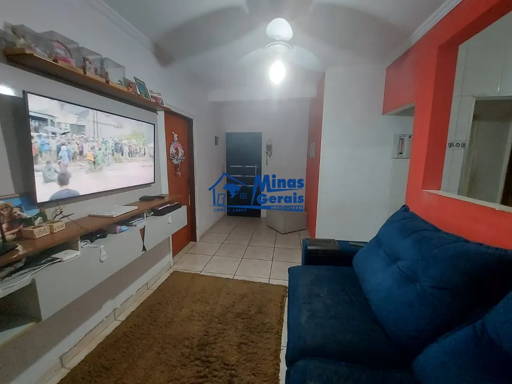 Casa, 3 quartos, 61 m² - Foto 2