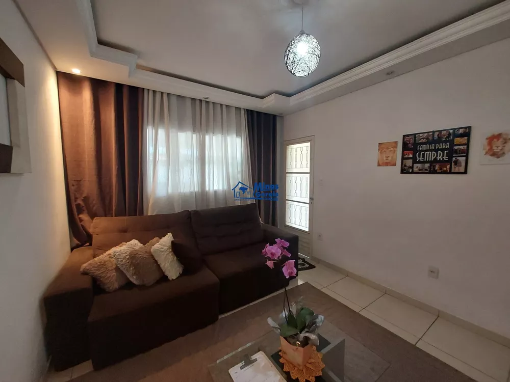 Casa à venda com 3 quartos, 150m² - Foto 3