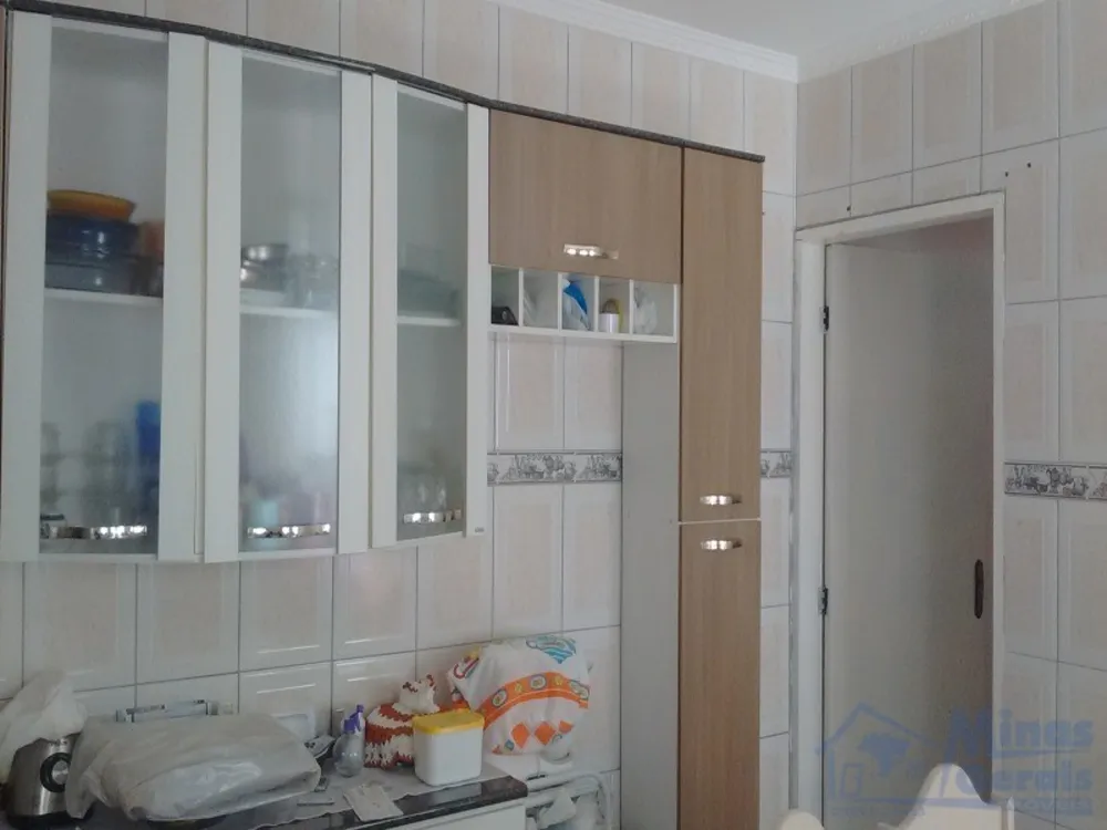 Casa, 5 quartos, 168 m² - Foto 4