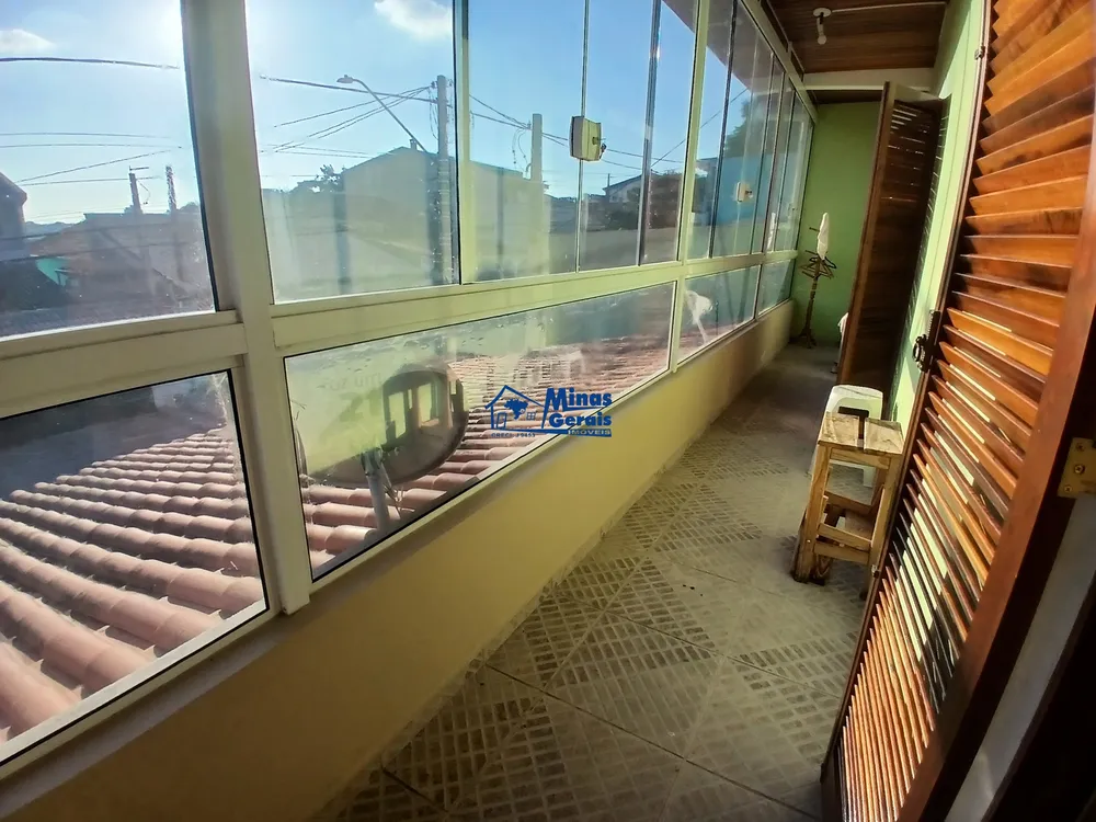 Casa, 5 quartos, 145 m² - Foto 3