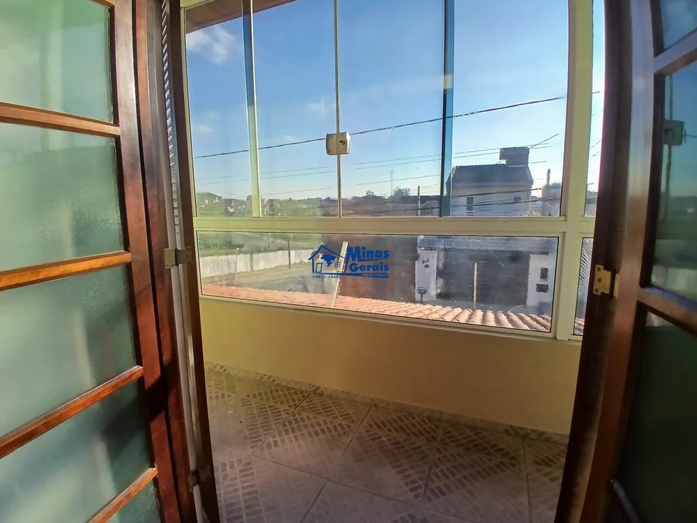 Casa, 5 quartos, 145 m² - Foto 3