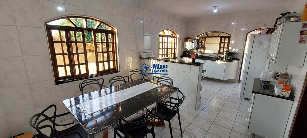 Casa, 4 quartos - Foto 2