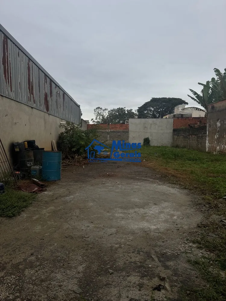 Terreno, 180 m² - Foto 2