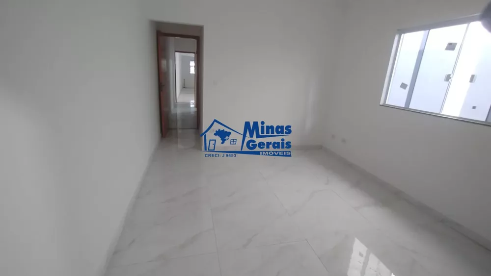 Casa à venda com 3 quartos, 140m² - Foto 4