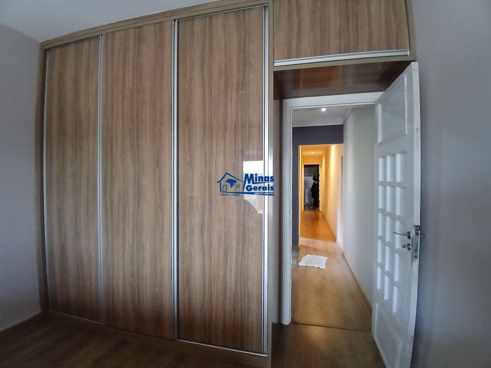 Casa, 3 quartos, 110 m² - Foto 1