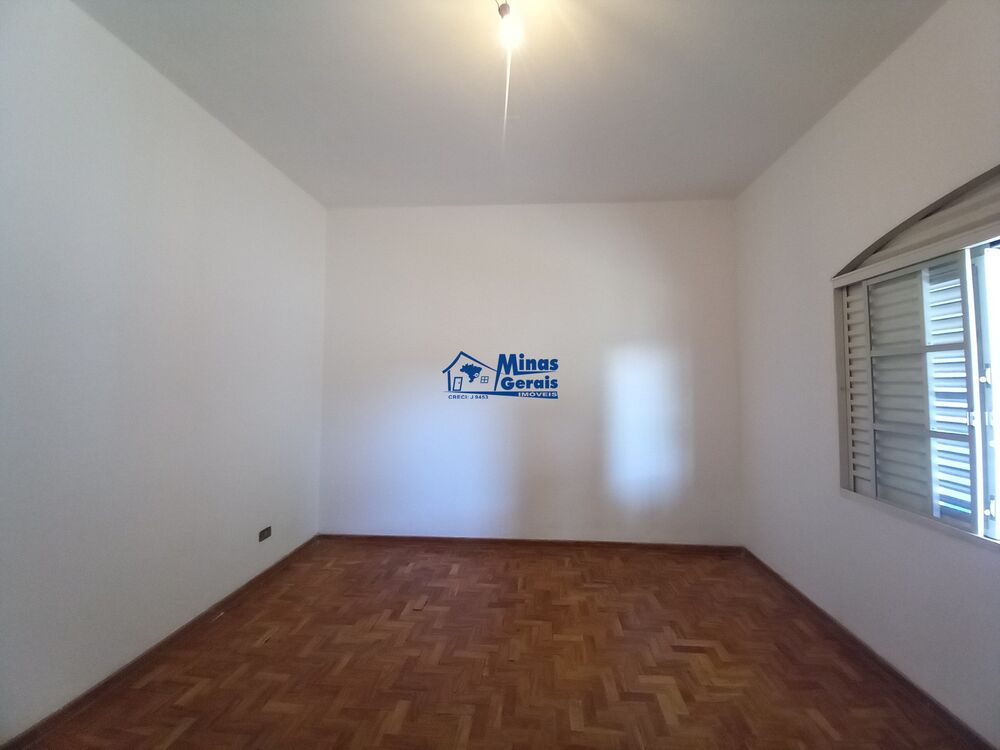 Casa, 3 quartos, 282 m² - Foto 9