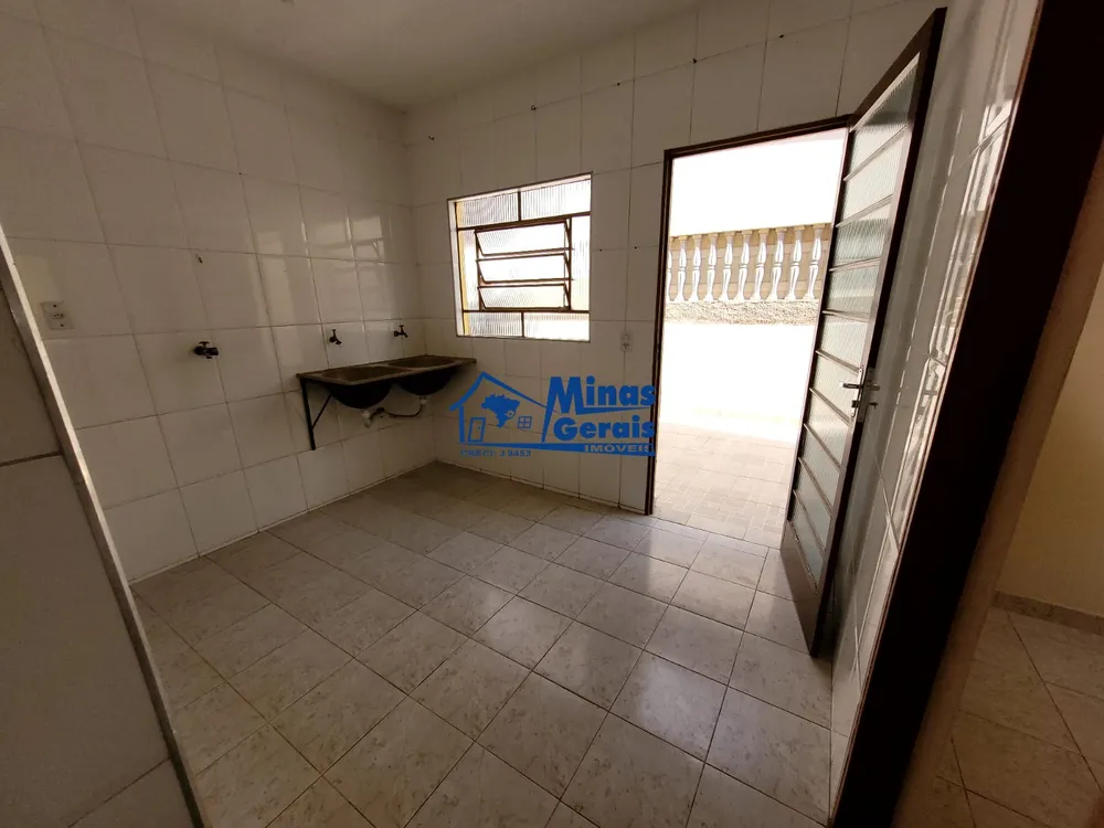 Casa, 3 quartos, 141 m² - Foto 4