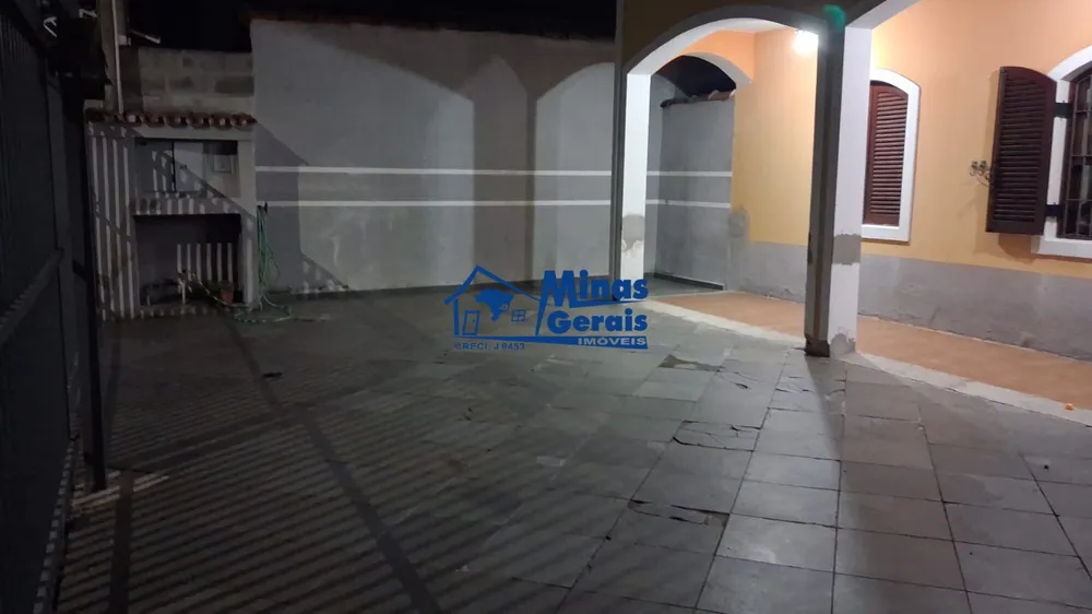 Casa, 3 quartos, 224 m² - Foto 4