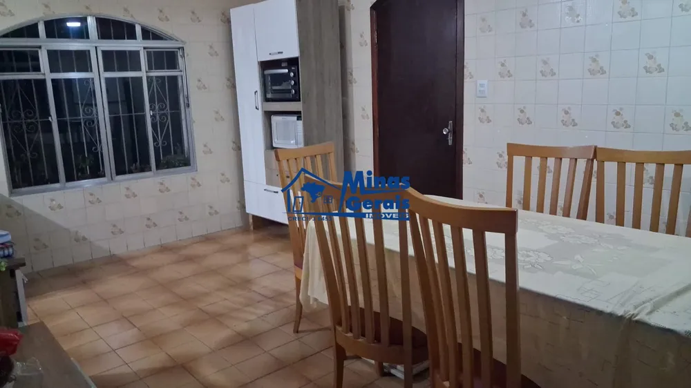 Casa, 3 quartos, 224 m² - Foto 12