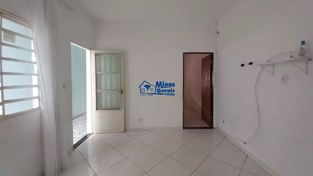 Casa à venda com 2 quartos, 110m² - Foto 5