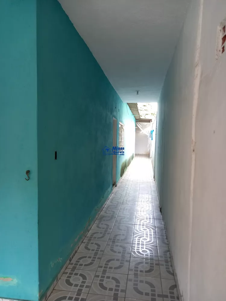 Casa à venda com 2 quartos, 110m² - Foto 3