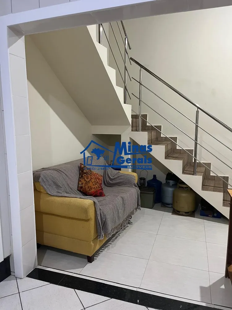 Casa, 3 quartos, 128 m² - Foto 2