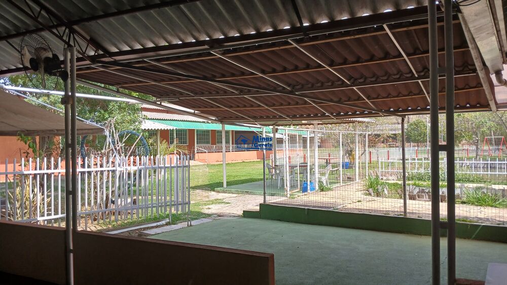 Chácara à venda com 2 quartos, 3120m² - Foto 9