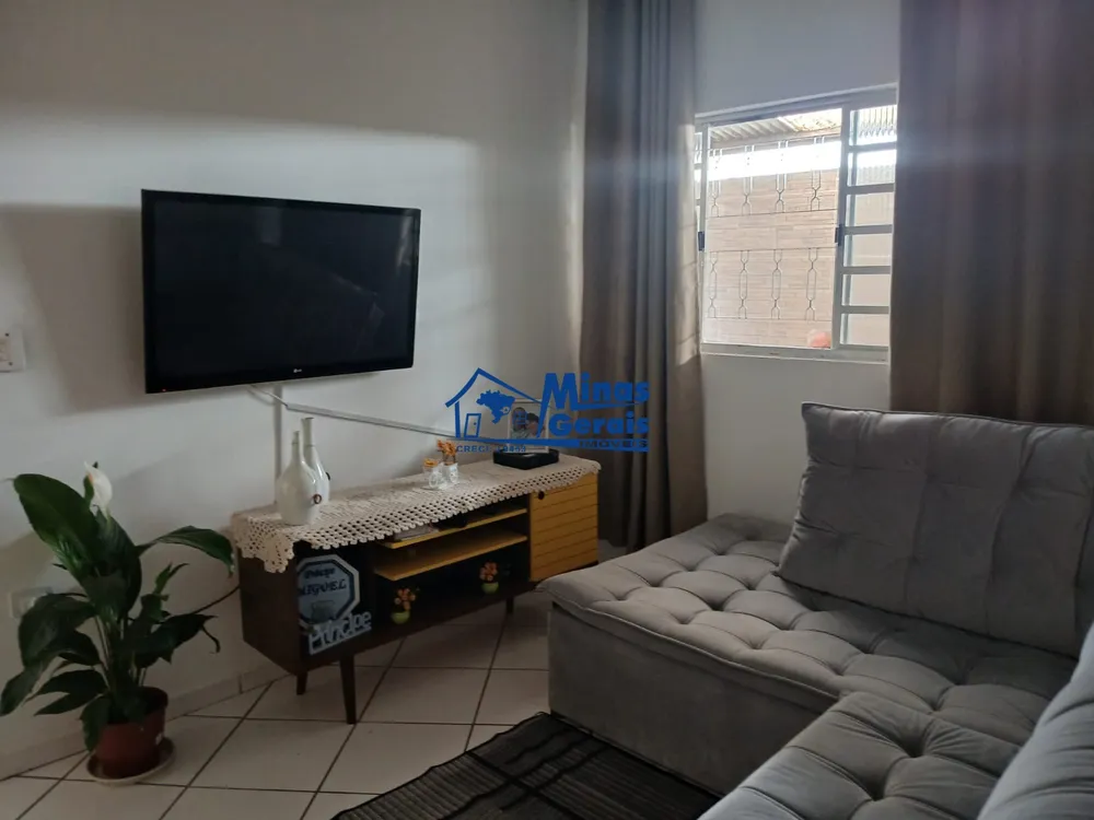 Casa, 2 quartos, 52 m² - Foto 1