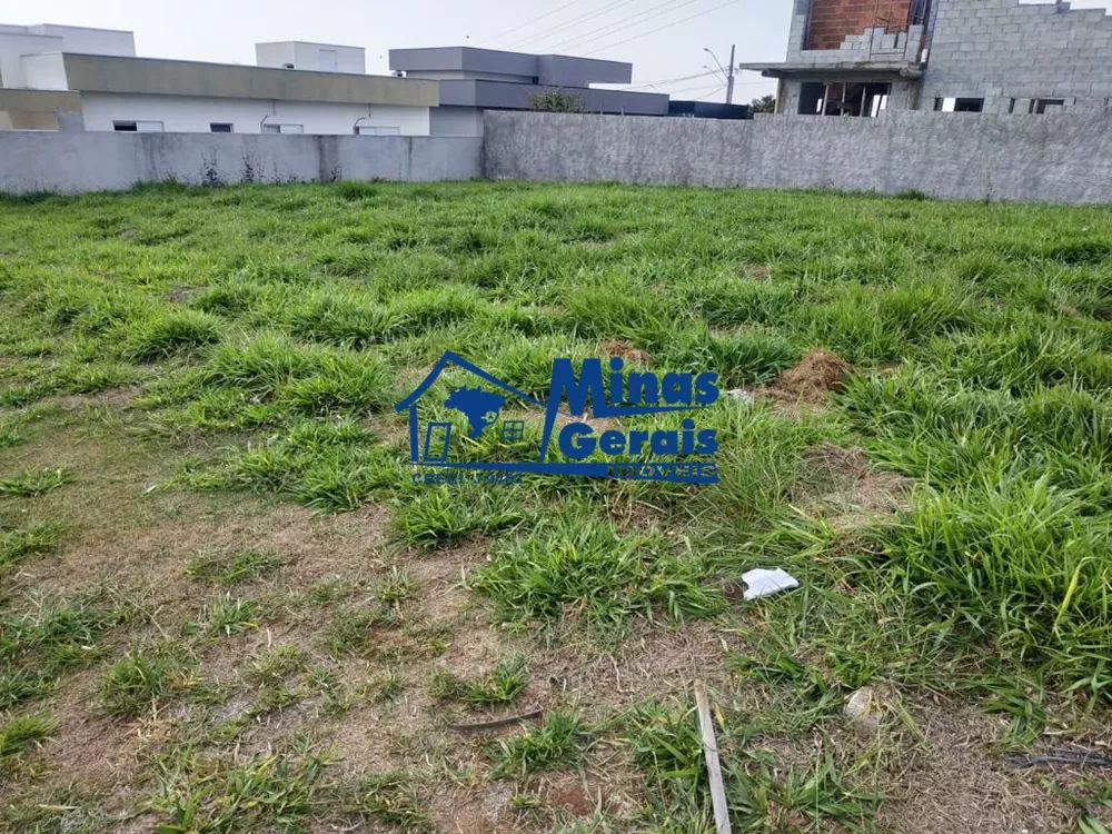 Terreno à venda, 250m² - Foto 1