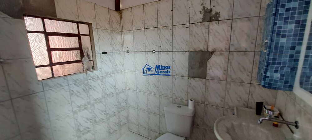 Casa à venda com 6 quartos, 140m² - Foto 15