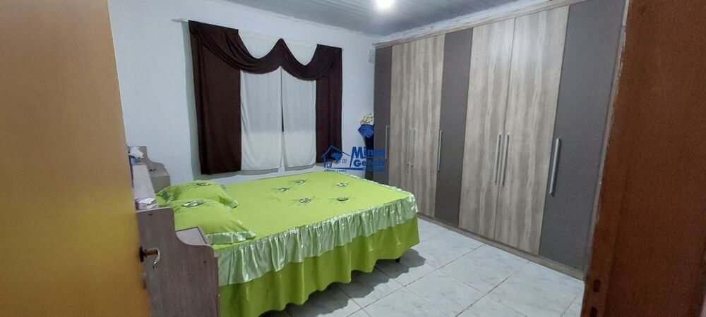 Casa à venda com 6 quartos, 140m² - Foto 10