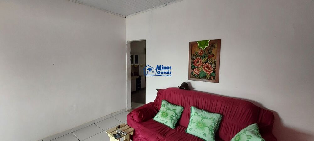Casa à venda com 6 quartos, 140m² - Foto 7