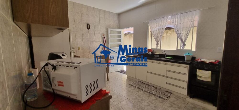 Casa à venda com 2 quartos, 59m² - Foto 5