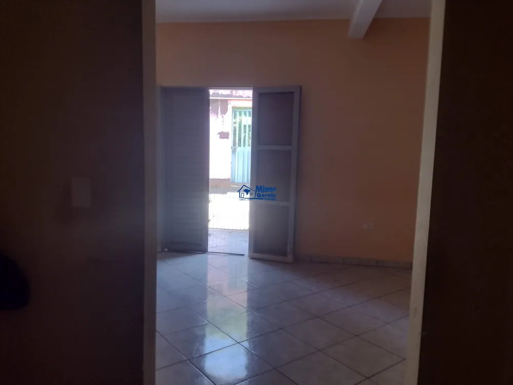 Chácara, 3 quartos, 564 m² - Foto 8