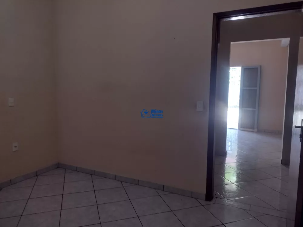 Fazenda à venda com 3 quartos, 98m² - Foto 3