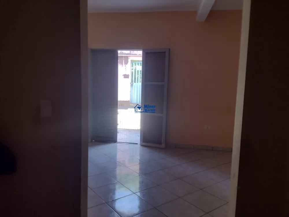 Fazenda à venda com 3 quartos, 98m² - Foto 4