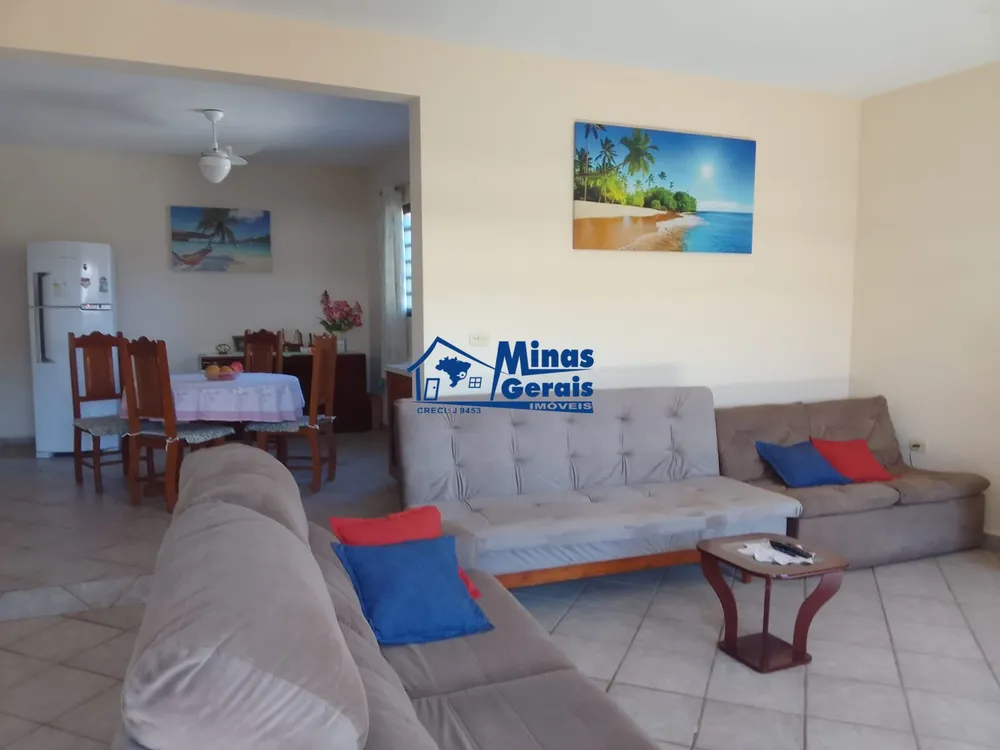 Casa, 3 quartos, 212 m² - Foto 1