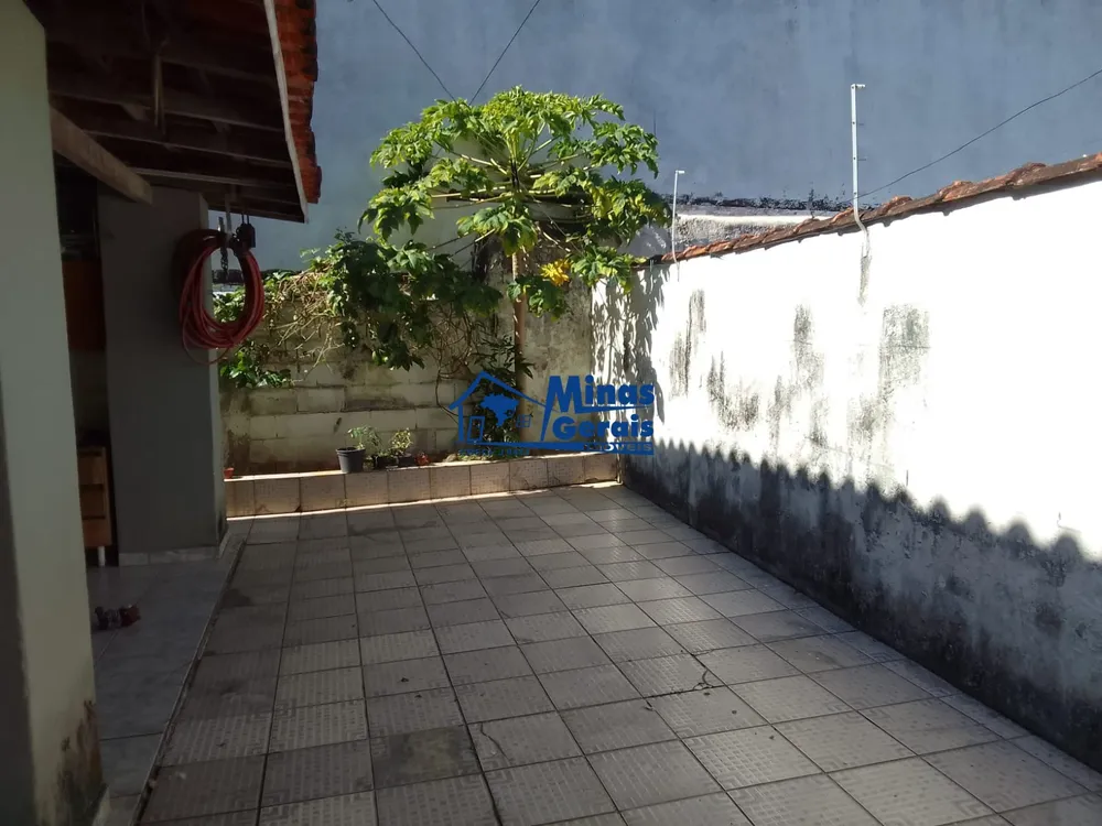 Casa, 3 quartos, 212 m² - Foto 3