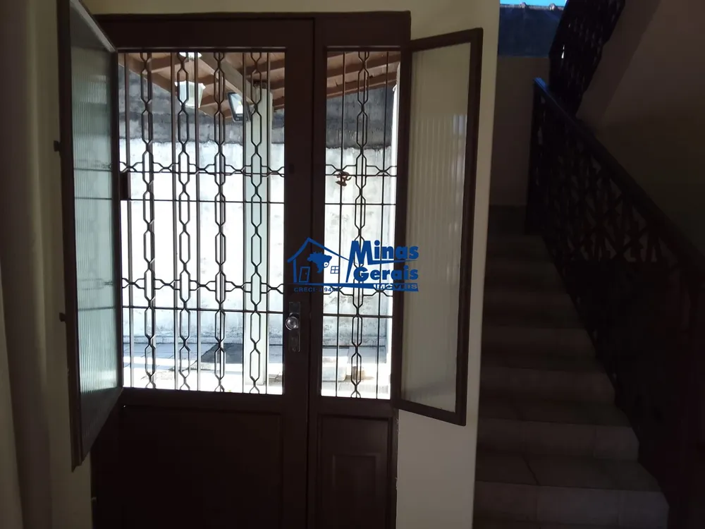 Casa, 3 quartos, 212 m² - Foto 4