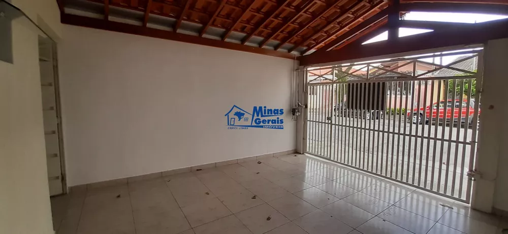 Casa à venda com 3 quartos, 119m² - Foto 6