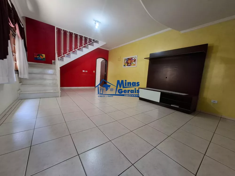 Casa à venda com 3 quartos, 170m² - Foto 1