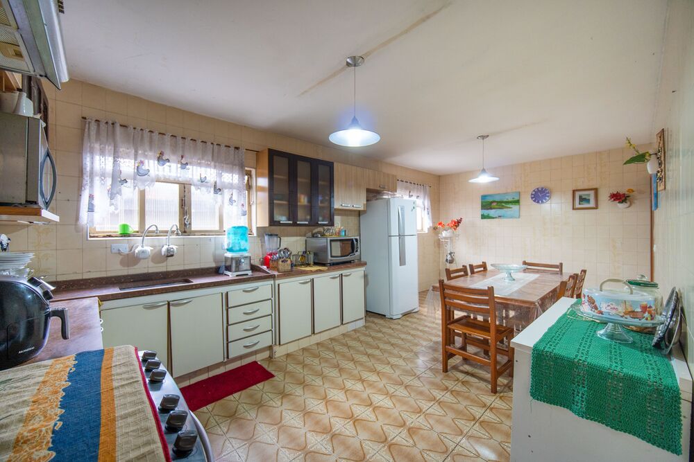Casa à venda com 3 quartos, 253m² - Foto 3