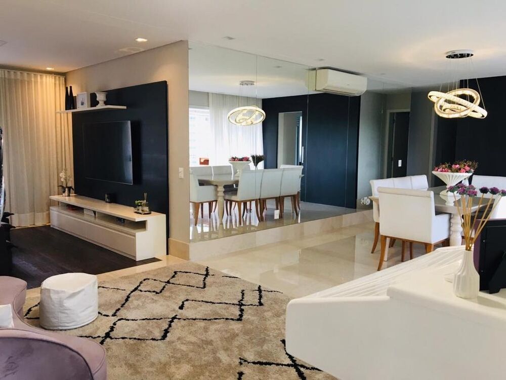 Apartamento, 3 quartos, 196 m² - Foto 1