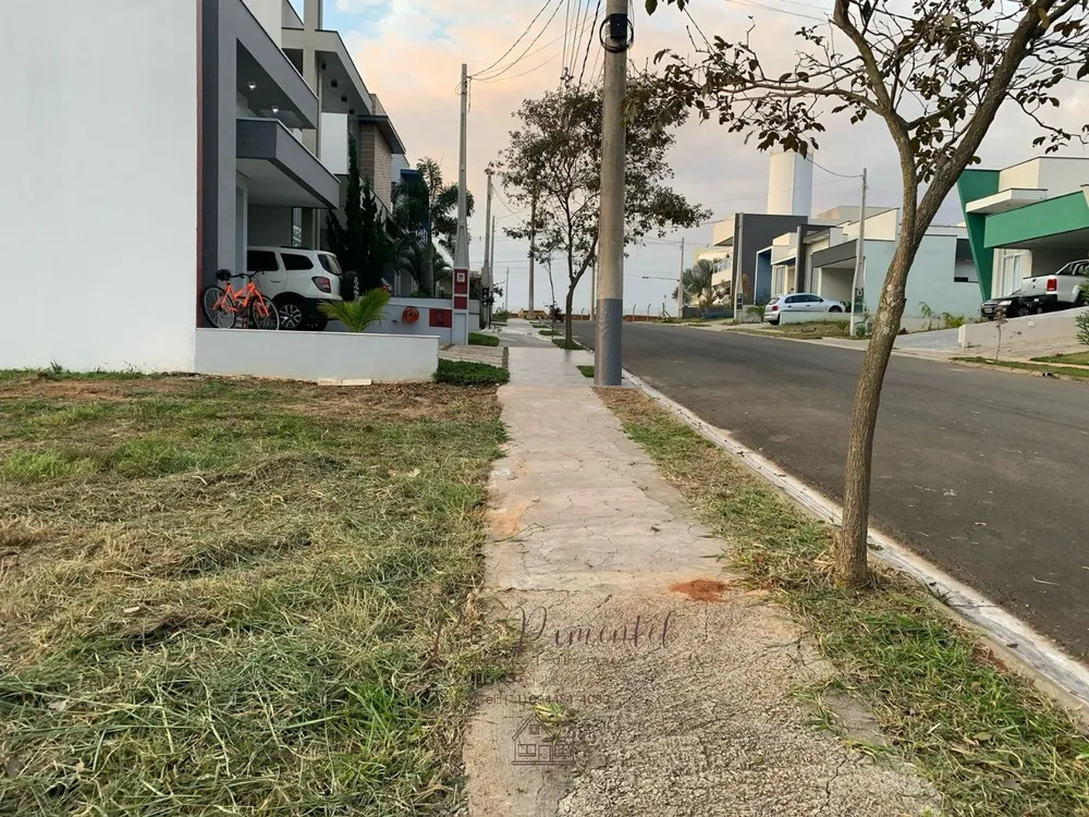 Terreno, 240 m² - Foto 1