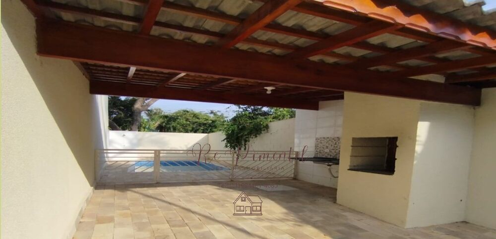 Casa à venda com 2 quartos, 75m² - Foto 3