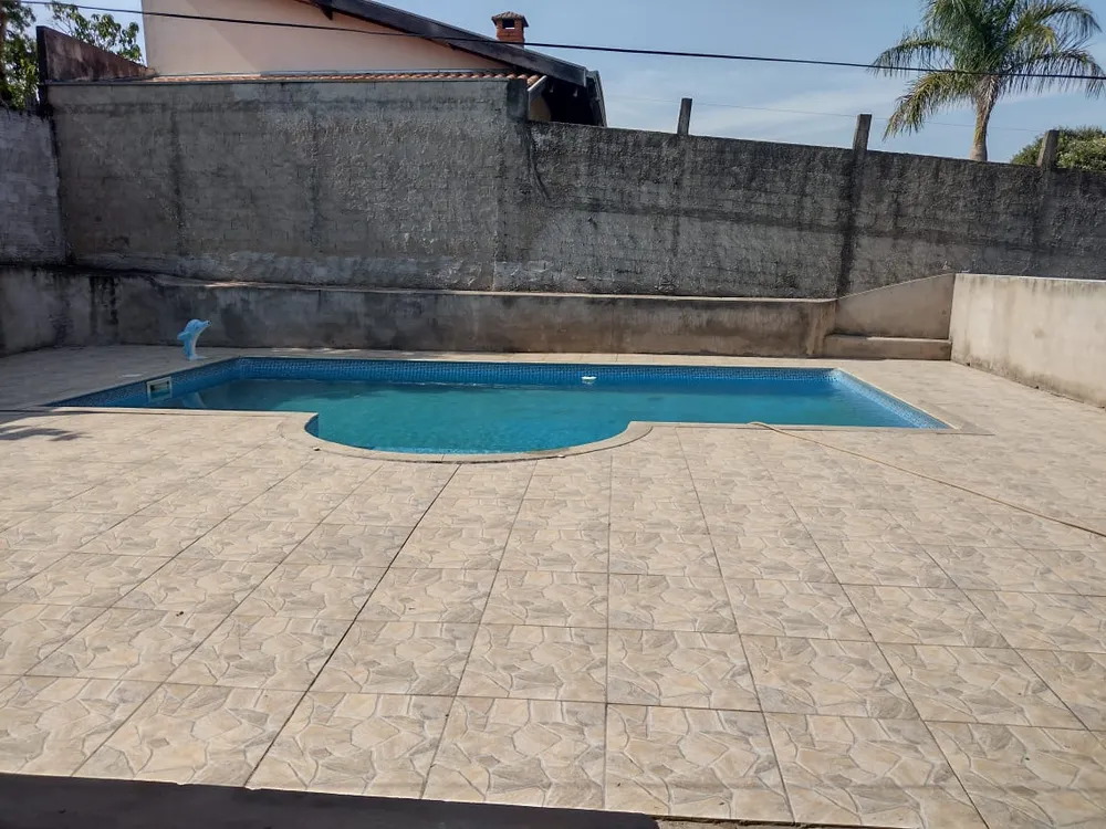 Chácara, 3 quartos, 1250 m² - Foto 1